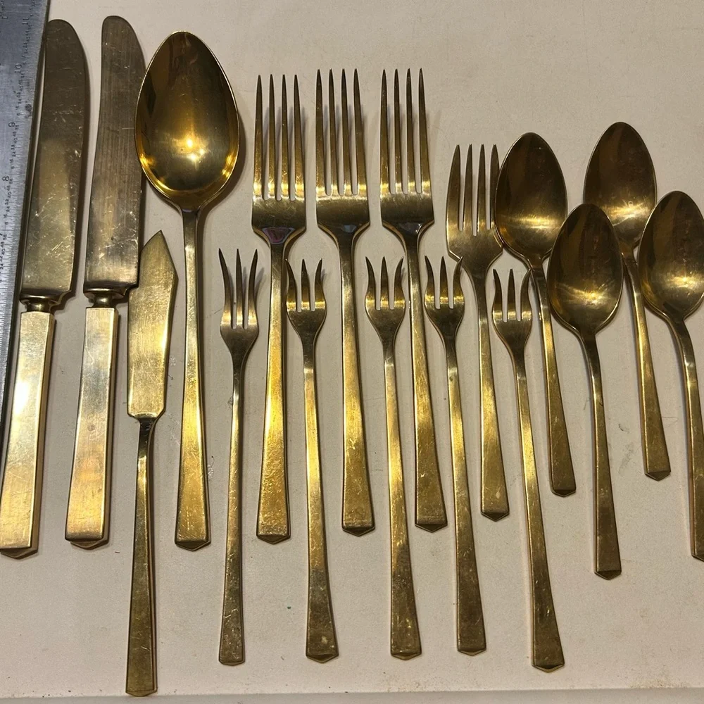 17 Vintage Dirilyte Elegant Gold Flatware Set